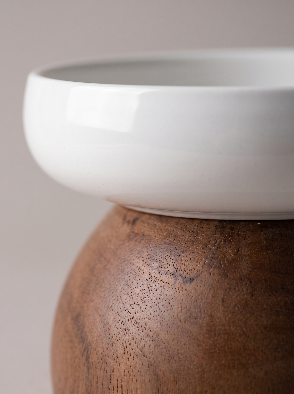 Isle Single Bowl Stand